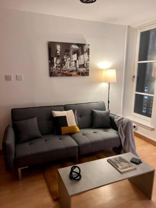 Trendy One Bedroom Apartment Glasgow Ngoại thất bức ảnh
